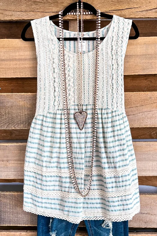 Front Porch Swinging Top - Mint - 100%  COTTON