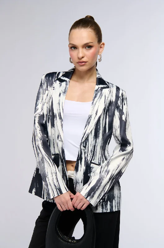 SATIN SCRIBBLE PRINT BLAZER